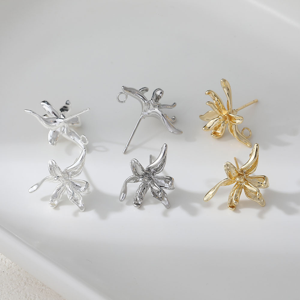 4PCS Dainty Flower Shape Ear S - Flower Supply 评论和价格