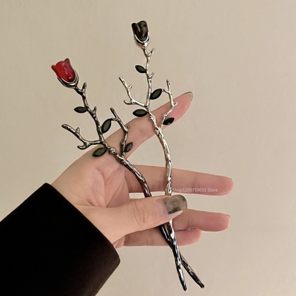Vintage Metal Red Rose Flower  - Flower Supply 评论和价格