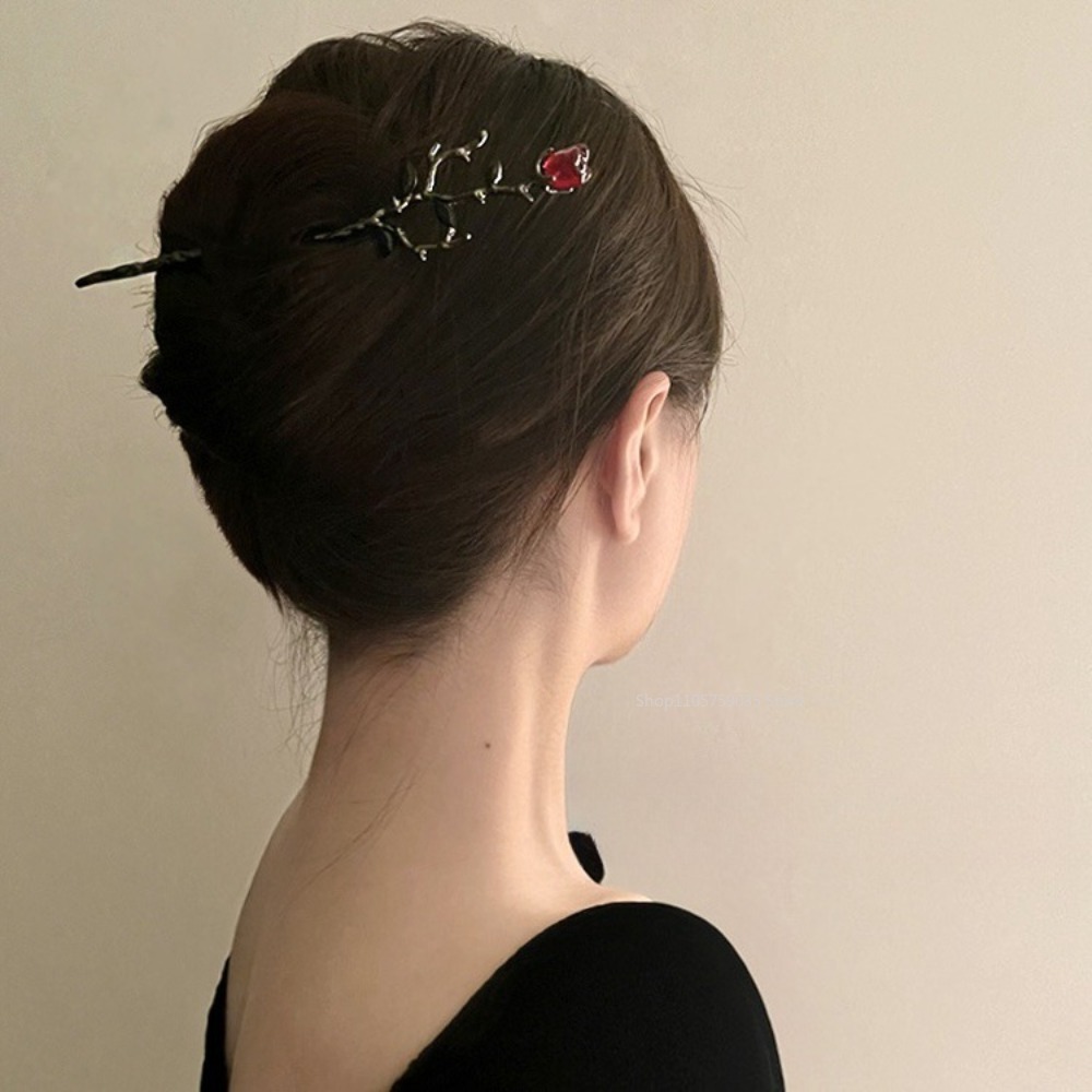 Vintage Metal Red Rose Flower  - Flower Supply 评论和价格
